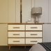 Cômoda 6 Gavetas Maya com Puxadores e Pés Retro Design Moderno Quarto Savana Mobília Decor